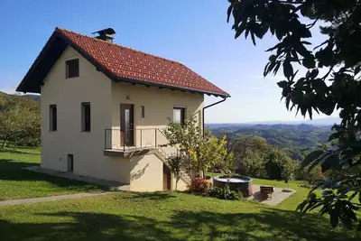 Image de Charming cottage with beautiful view and hot tub