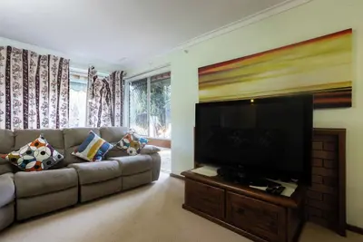 Image de Well equipped 3br Home with Backyard and Patio!