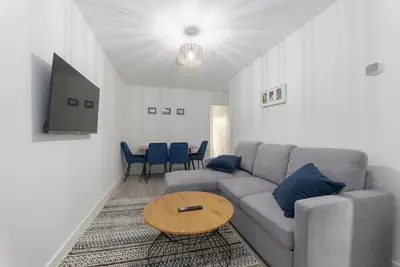 Image de Charming 2-Bedroom Townhouse in Wallasey