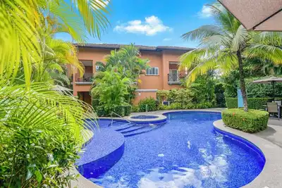 Image de Enjoy Paradise – Luxury 3-Bedroom Condo on the Golf Course!
