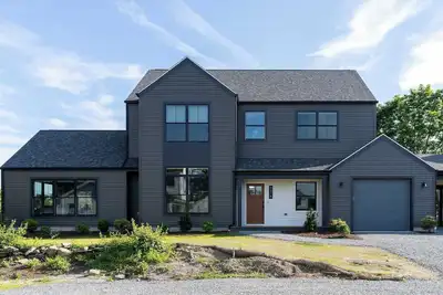 Image de Refined Retreat Near Beaches  w/ev charger included - 557 East