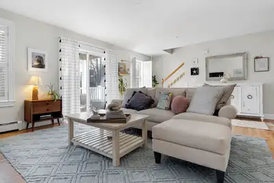 Image de Luxury Condo with a Pool in wonderful Old Orchard Beach!