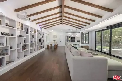 Image de Villa Outpost in the Hollywood Hills.