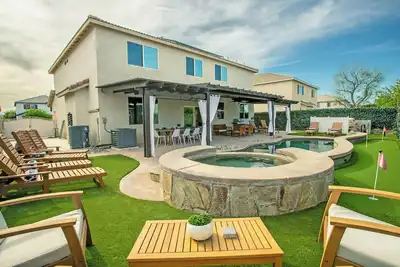 Image de Tranquility Meets Adventure in the Heart of the Desert Near Events & Attraction