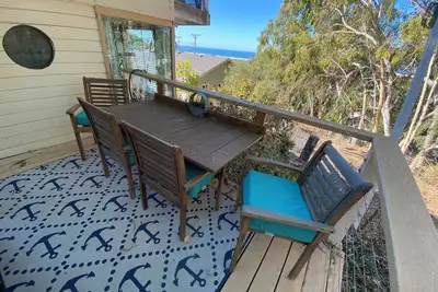 Image de Ocean View, 2 King Bedrooms, Hot Tub, lots of outdoor space, 7 decks. . .