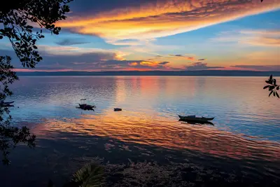 Image de Luxury Charming 62m2 Bungalow a view steps from Shoreline facing Cebu Island