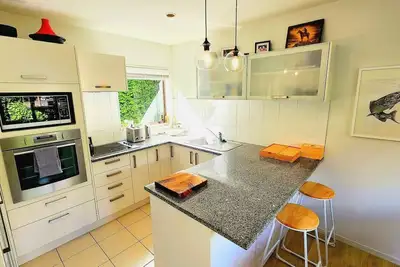 Image de Perfect location - Long or short-term stay!