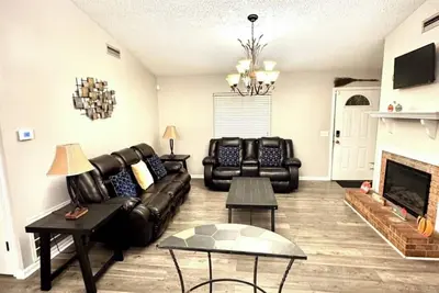 Image de 3-bedroom house in charming Fitzgerald with WiFi, Ac. Enjoy your stay.
