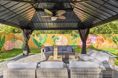 Image de Citrus Grove Retreat: Fun, Relaxation, & Sunshine - 3bdr 2ba