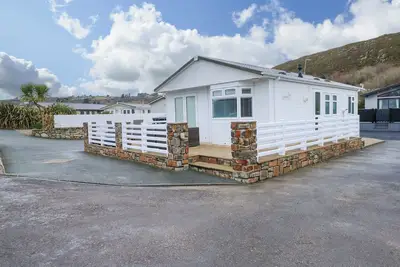 Image de Un Diwrnod (One Day) The Warren T22, pet friendly in Abersoch