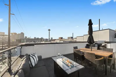 Image de Rooftop~Space Needle & Seattle Views~Walkable