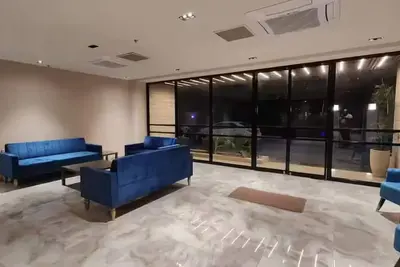 Comfy and Modern 2bdr apt with Central Ac, Wifi, Led and kitchenette