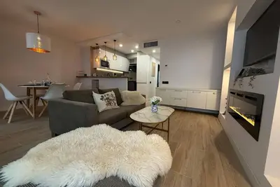 Image de Villas Cosette Apartamento Tamabe \/ Fabuloso apartartamento moderno, con wifi a tan solo 100m de la playa en Platja d'Aro