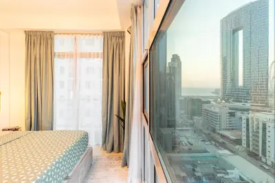 Image de Spacious 3-bedroom apartment in beautiful Dubai with WiFi, Ac, fitness room