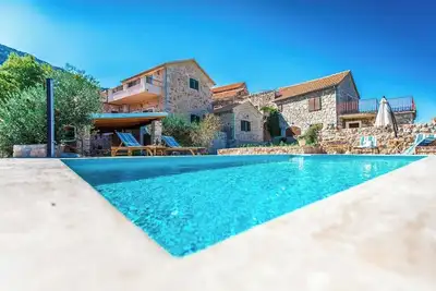 Image de Villa Natura- private pool and spectacular view in charming Pitve