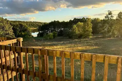 Image de Lakehouse - Peaceful Arpartment Overlooking the Lake