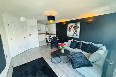 Image de 10 minutes from Whitstable beach. Modern 2 bedroom apartment.