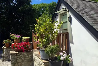 Image de Detached Self-Contained Annexe on edge of Mullion Village