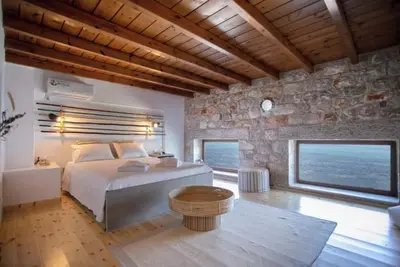 Image de Luxury villa in front of the sea for 8 people