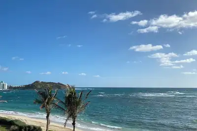Feb 22, 2025 Beach front  Deal, 3-bedroom apartment in delightful Dawn Beach