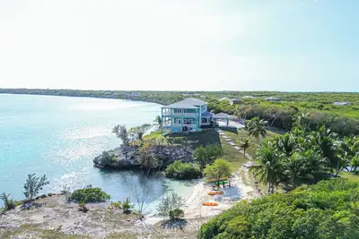 Image de Ole Ike Bay - Luxury Villa Private Beach & Dock - 5 guests