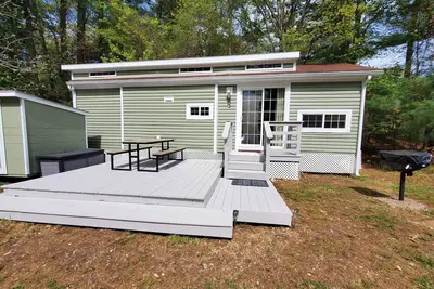 Image de Escape to our Cabin in the Pines in beautiful East Falmouth on Sunny Cape Cod.