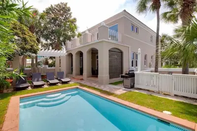 Image de Luxury Villa w/ Pool & Beach Access – Perfect Getaway!