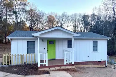 Image de Lovely 4-bedroom house in Holly Springs with Ac, WiFi