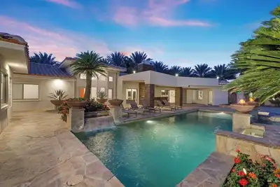 Image de PalmSpring Luxury Vacation Home 10% Off in March and April