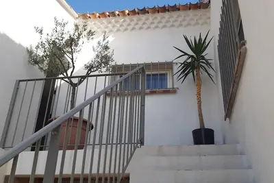 Image de Appartement avec piscine entre pinède et calanques