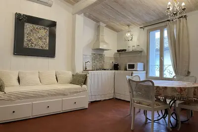 Charmant studio en centre ville de L'isle sur la Sorgue
