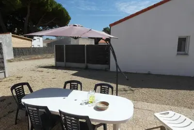 Image de Maison conviviale Ă 500m de la plage, animaux admis, terrasse et WiFi