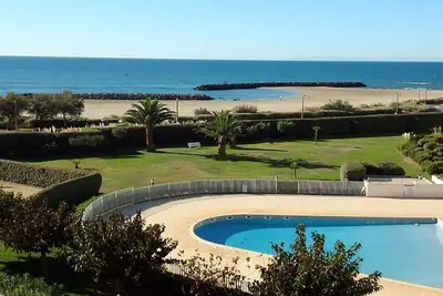 Image de T3 rénové avec piscine et parking au Cap d'Agde