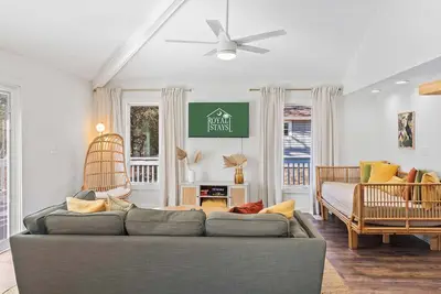 Image de Grand Safari House: Hot Tub, Broadway at the Beach