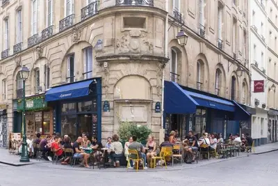 Image de 370M²-Experience The Essence Of Parisian Living In This Luxurious Duplex- 6 Bed