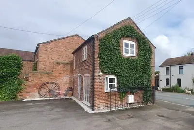 Image de The Old Cart Shed. A beautiful country cottage barn conversion near York & Selby