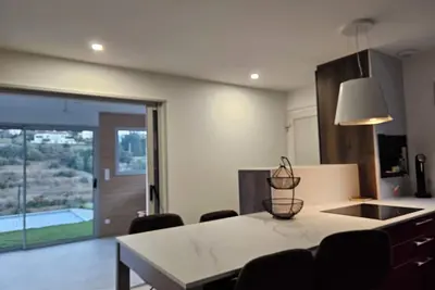 Image de Villa neuve avec piscine et spa, Aubenas