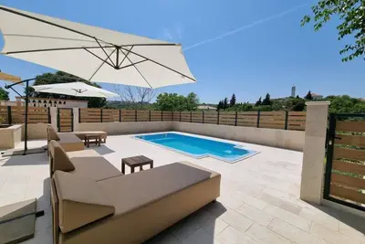 Image de Countryside Holiday Home Marie with Heated Pool - excellent choice for a relaxing family getaway, far from the hustle and bustle of city life