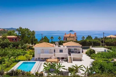 300 meters from Ai Helis beach! 3 bedroom Villa with private pool!