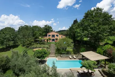 Image de Villa Cascia promoted by WeekHomes. com