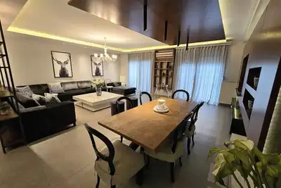 Image de Εκθαμβωτικό, ρομαντικό διαμέρισμα στην καρδιά μιας άκρως ερωτικής πόλης!