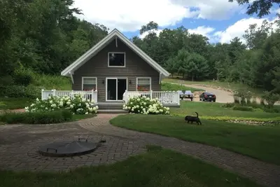 Image de Charming 3-bedroom lake house in lovely Saxeville, Wi with WiFi, Ac