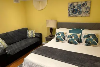 Image de Kerry's Cozy home in welcoming Brampton with WiFi, Ac