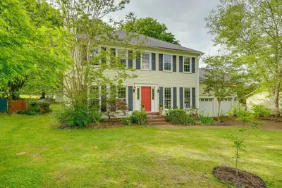 Image de Spacious Pet-Friendly Family Home in Franklin