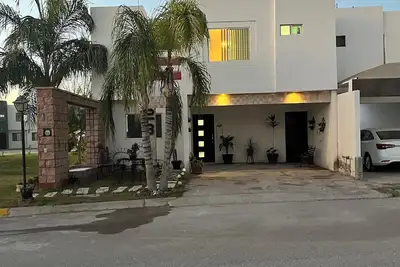 Image de 4 bedrooms 2, 5 bathrooms closed circuit 4 beds