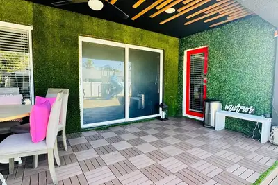 Image de The Bright Haven in Cape Coral