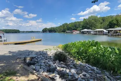 Image de Lake Tillery Area, 4-bedroom house in charming Norwood with WiFi, Deck and Ac
