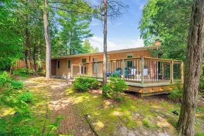 Image de Retro Hill Top Beach House