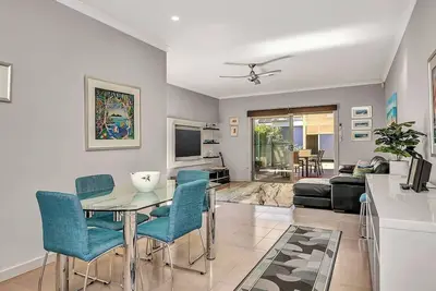 Image de Relaxing Getaway Steps from Grange Beach