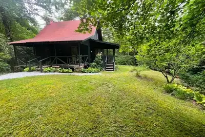 Image de Beautiful Mountain Retreat. Get Off The Grid In Luxury!